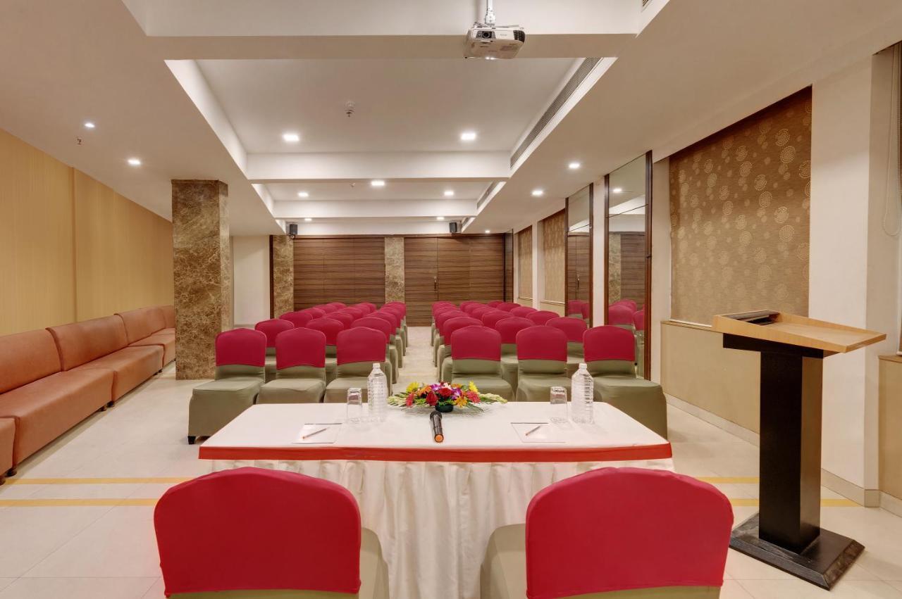The Caliph Hotel, Mumbai Near Powai Lake Екстер'єр фото